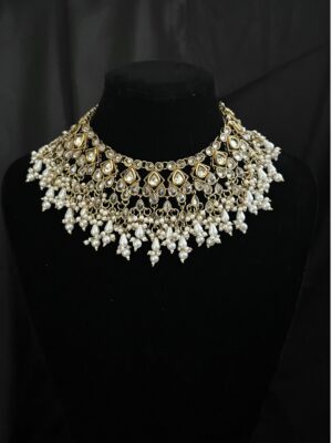 Heavy Necklace Set with earrings and Tikka