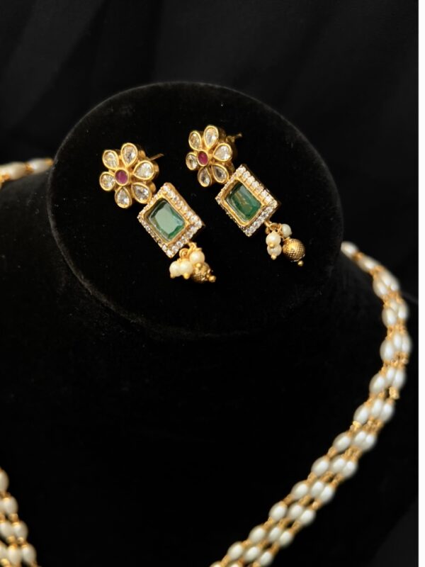 Long necklace set with earrings