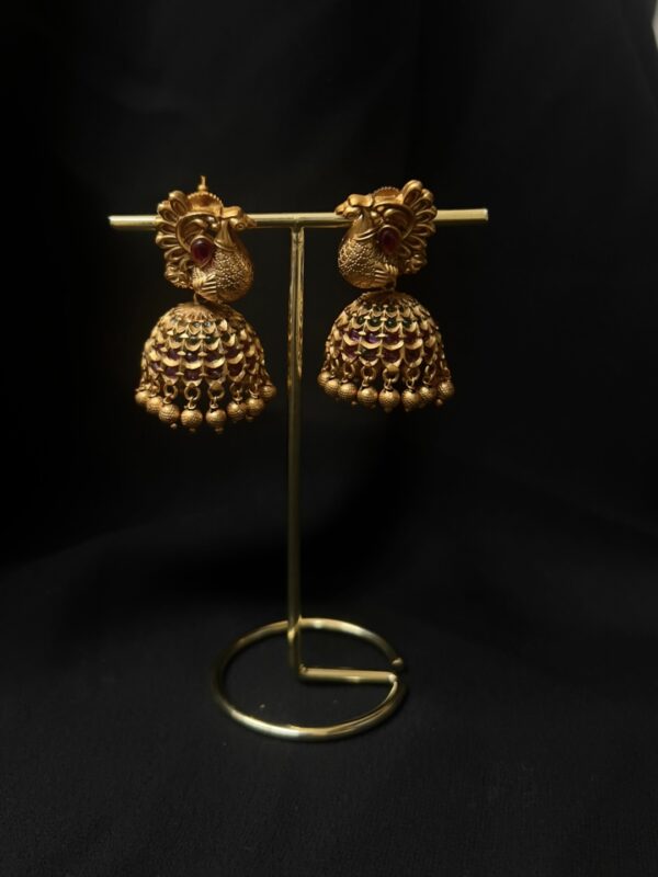 Long necklace set with earrings